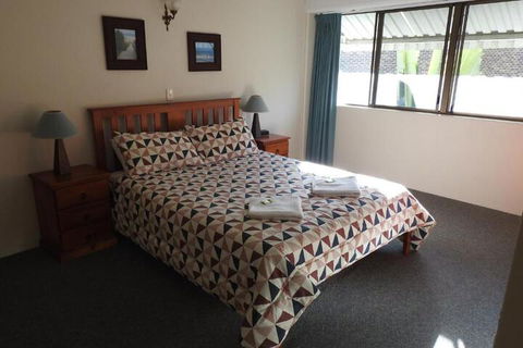 Placid Waters Holiday Apartments - Timeshare Accommodation 5