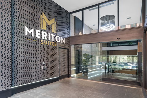 Meriton Suites North Sydney - Timeshare Accommodation 1