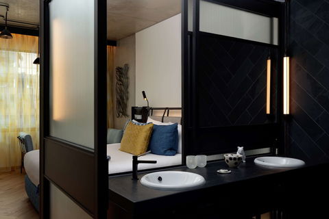 QT Melbourne - Timeshare Accommodation 5