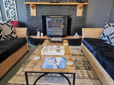 Tumbarumba Motel & Elms Restaurant - Timeshare Accommodation 2