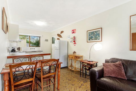 Beachfront Studio & Private Pool - Timeshare Accommodation 4