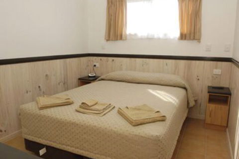 Longreach Tourist Park Caravan Park - Timeshare Accommodation 5