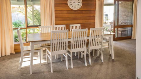 Mollymook Fantastic Holiday House - Timeshare Accommodation 5
