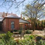 Mollisons - Timeshare Accommodation 0