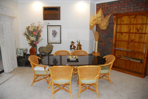 Gaerwood B & B - Timeshare Accommodation 1