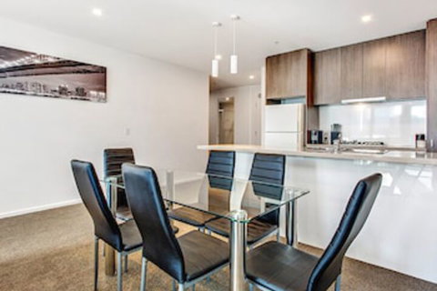 MJ Shortstay Southbank Grande Apartments - Timeshare Accommodation 5