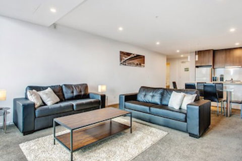 MJ Shortstay Southbank Grande Apartments - Timeshare Accommodation 7