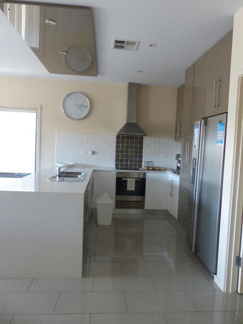 Residence On Robe - Timeshare Accommodation 4