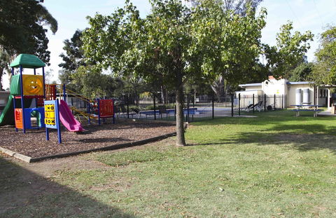 Nagambie Caravan Park & Motel - Timeshare Accommodation 3