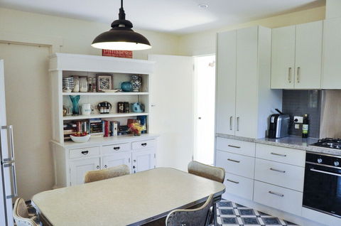 FALMOUTH Seadrift Cottage - Timeshare Accommodation 2