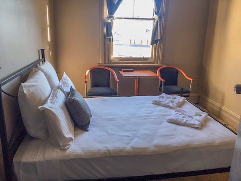 Commercial Hotel Motel Lithgow - Timeshare Accommodation 0