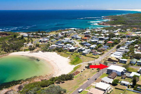 On The Beach Getaway - Timeshare Accommodation 1