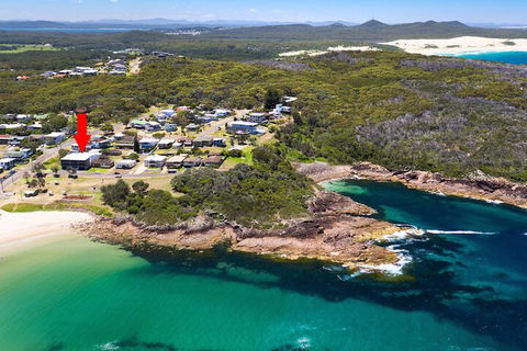 On The Beach Getaway - Timeshare Accommodation 2