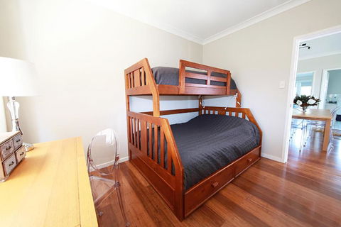 Bundeena Base Holiday Home - Timeshare Accommodation 3