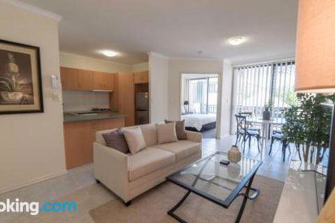 Springhill With Pool - Timeshare Accommodation 3