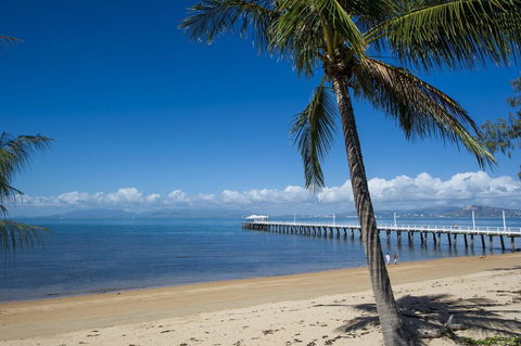 Picnic Bay Apartments Unit 4 - Timeshare Accommodation 1
