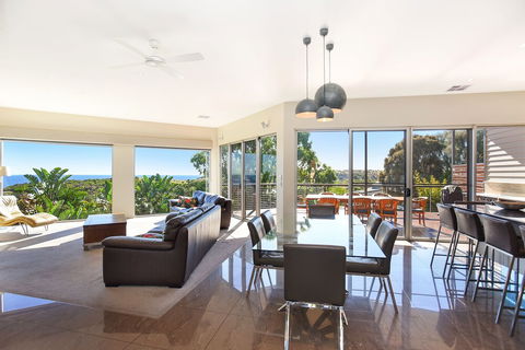 Lavina Luxury Beach House - Timeshare Accommodation 7