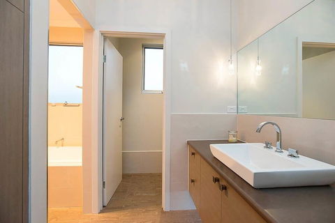 Lavina Luxury Beach House - Timeshare Accommodation 4