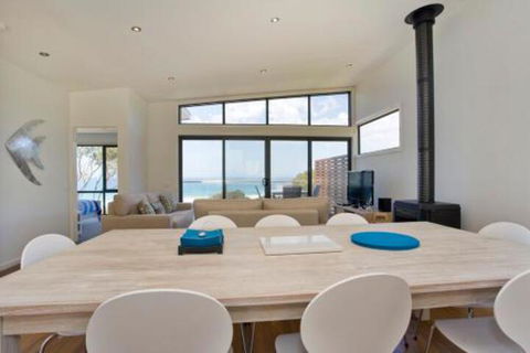 Earth Sea Sky - Timeshare Accommodation 6