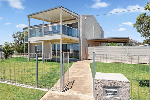 Pearl By The Sea - Timeshare Accommodation 1