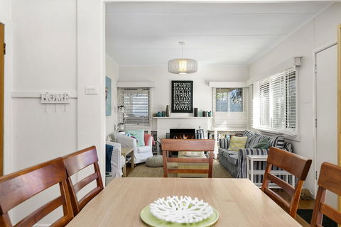 Bay Cottage - Timeshare Accommodation 3
