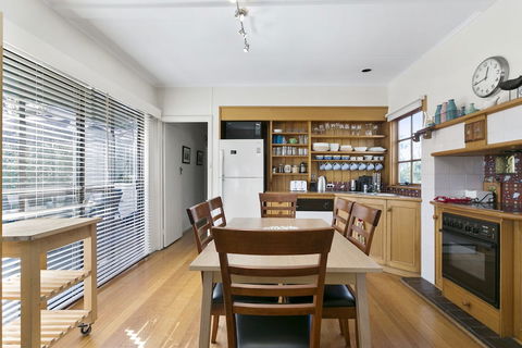 Bay Cottage - Timeshare Accommodation 5