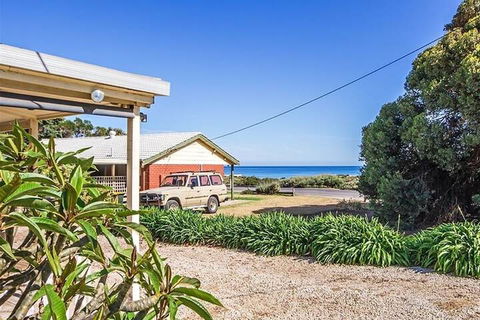 Boat House - Timeshare Accommodation 5