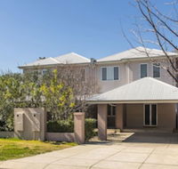 Inner Western Suburbs Retreat - Timeshare Accommodation