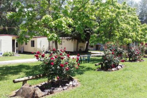 Khancoban Lakeside Caravan Park - Timeshare Accommodation 4