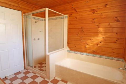 South Sussexs Blue Cottage - Timeshare Accommodation 6