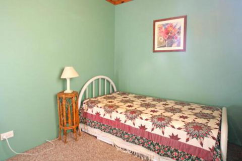 South Sussexs Blue Cottage - Timeshare Accommodation 4