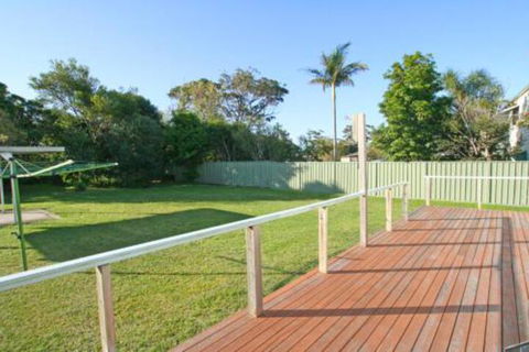 South Sussexs Blue Cottage - Timeshare Accommodation 0