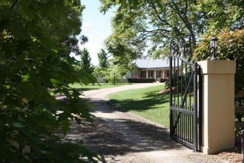 Exeter Farm Stay - Timeshare Accommodation 0