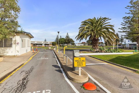 Moana Beach Tourist Park - Timeshare Accommodation 1