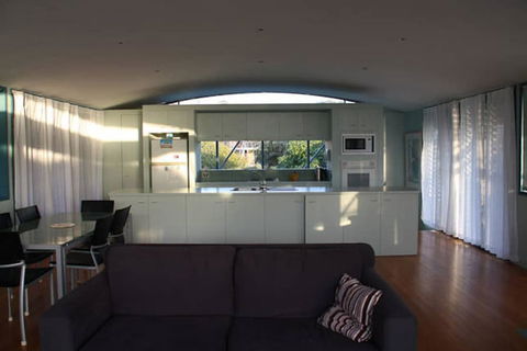Beach House 2 - Tura Beach - Timeshare Accommodation 2