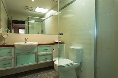 Tura Beachhouse In Dolphin Cove - Timeshare Accommodation 3