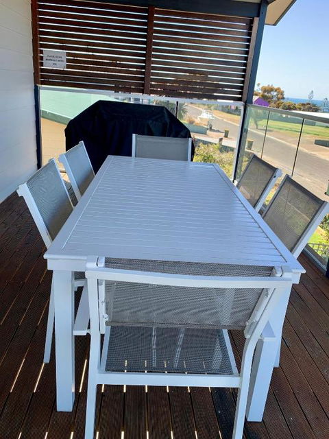 Bayview Beach House Apartment No 2 - Timeshare Accommodation 3
