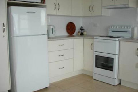 Quarterdeck, Unit 1/ 12 Magnus Street - Timeshare Accommodation 3
