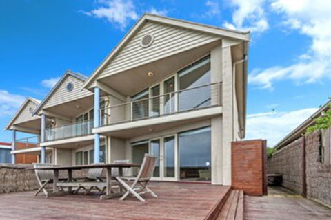 RUBYS BEACHFRONT - Timeshare Accommodation 0
