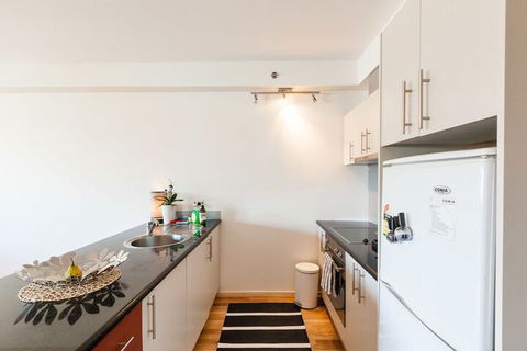 LANCE, 1BDR Melbourne Apartment - Timeshare Accommodation 3