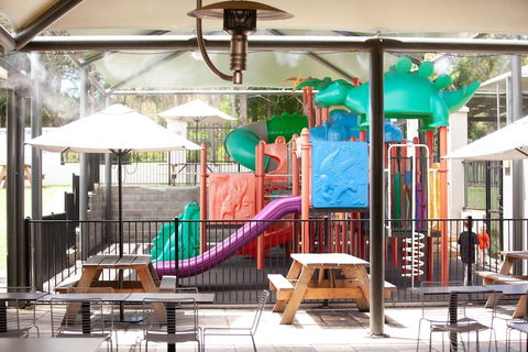 Bateau Bay Hotel - Timeshare Accommodation 3