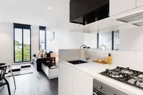 ESTHER, 2BDR South Yarra Apartment - Timeshare Accommodation 1