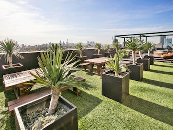 ERICA, 2BDR South Yarra Apartment - Timeshare Accommodation 2