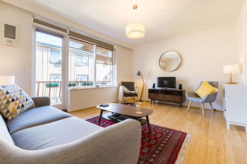 ROSIE, 2BDR St.Kilda Apartment - Timeshare Accommodation 0