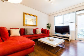 SELENA, 2BDR South Yarra Apartment - Timeshare Accommodation 0