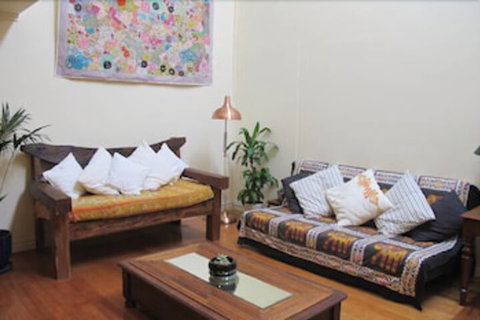 MONIKA, 1BDR Collingwood Apartment - Timeshare Accommodation 3