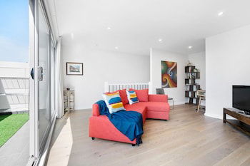 DINA, 2BDR Carlton Apartment - Timeshare Accommodation 0