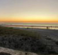 Beachside Luxury getaway in Glenelg - Timeshare Accommodation