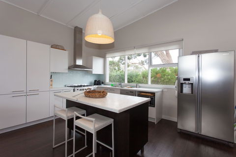 Madeleine Street - Timeshare Accommodation 2