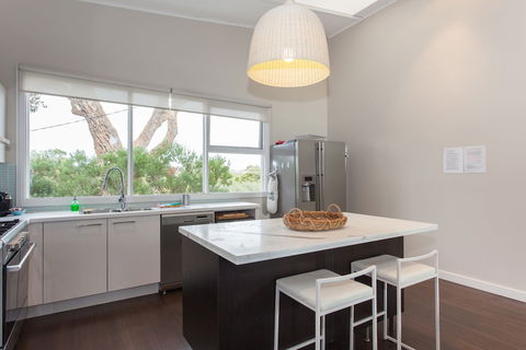 Madeleine Street - Timeshare Accommodation 1